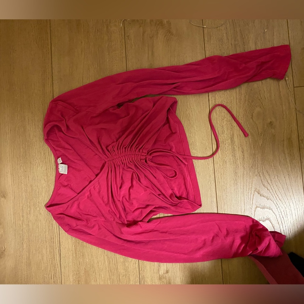 Simons long sleeve crop top
